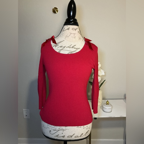 Cable & Gauge Tops - Cable & Gauge Red Long Sleeve Top with Bow Details